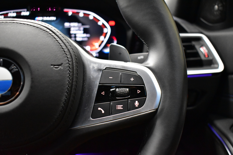 BMW 3シリーズ M340i Xﾄﾞﾗｲﾌﾞ ｲﾉﾍﾞｰｼｮﾝP ﾋｰﾀｰ付黒革 全周囲ｶﾒﾗ ACC HUD ﾚｰｻﾞｰLEDﾗｲﾄ 可変Mｻｽ 19AW Mｽﾎﾟｰﾂﾌﾞﾚｰｷ&ﾃﾞﾌ ｼﾞｪｽﾁｬｰC付ﾀｯﾁﾊﾟﾈﾙﾅﾋﾋﾞ ﾊｰﾏﾝｶｰﾄﾞﾝ 側面衝突&車線変更&逸脱警告 2年保証