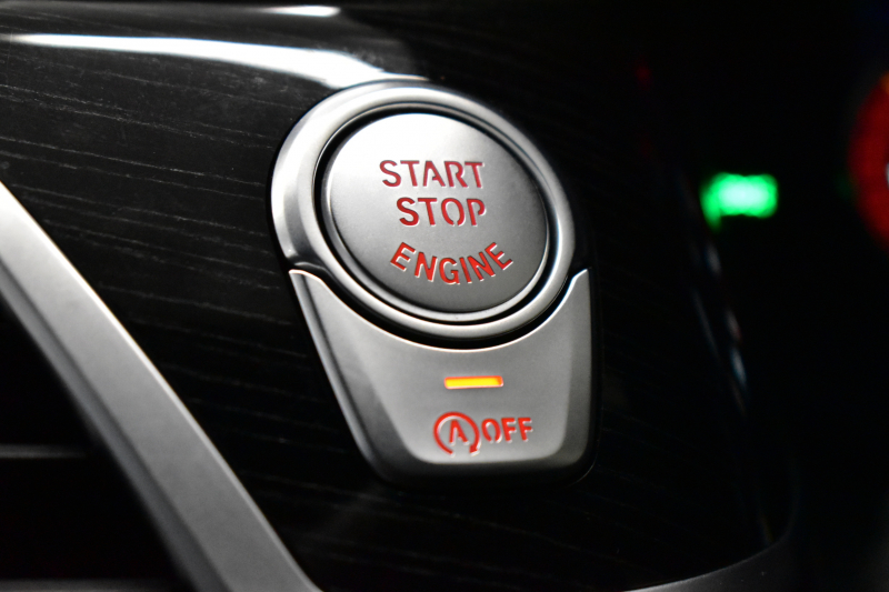 BMW 7シリーズ 740i Mｽﾎﾟｰﾂ ﾘｱｺﾝﾌｫｰﾄP ﾘｱｴﾝﾀｰﾃｲﾒﾝﾄP ｻﾝﾙｰﾌ BMWﾚｰｻﾞｰLED 前席ﾏｯｻｰｼﾞ 全席ﾋｰﾀｰ&ﾍﾞﾝﾁﾚｰｼｮﾝ付黒革 ACC HUD ﾊｰﾏﾝｶｰﾄﾞﾝ ｼﾞｪｽﾁｬｰｺﾝﾄﾛｰﾙ ﾀｯﾁﾊﾟﾈﾙﾅﾋﾞ3Dﾋﾞｭｰ LCW 液晶ﾒｰﾀｰ 20AW ﾃﾞｨｽﾌﾟﾚｲｷｰ ﾘﾓｰﾄP 2年保証