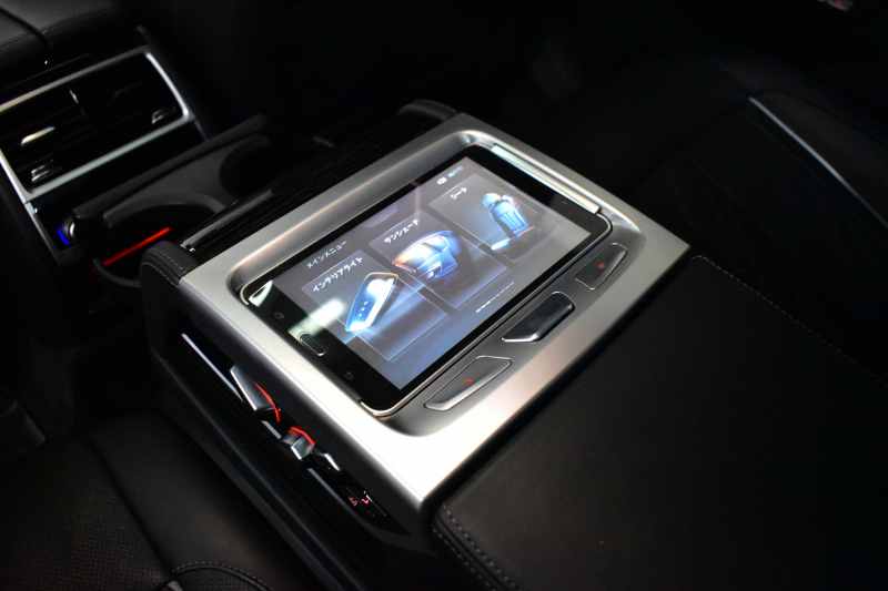 BMW 7シリーズ 740i Mｽﾎﾟｰﾂ ﾘｱｺﾝﾌｫｰﾄP ﾘｱｴﾝﾀｰﾃｲﾒﾝﾄP ｻﾝﾙｰﾌ BMWﾚｰｻﾞｰLED 前席ﾏｯｻｰｼﾞ 全席ﾋｰﾀｰ&ﾍﾞﾝﾁﾚｰｼｮﾝ付黒革 ACC HUD ﾊｰﾏﾝｶｰﾄﾞﾝ ｼﾞｪｽﾁｬｰｺﾝﾄﾛｰﾙ ﾀｯﾁﾊﾟﾈﾙﾅﾋﾞ3Dﾋﾞｭｰ LCW 液晶ﾒｰﾀｰ 20AW ﾃﾞｨｽﾌﾟﾚｲｷｰ ﾘﾓｰﾄP 2年保証