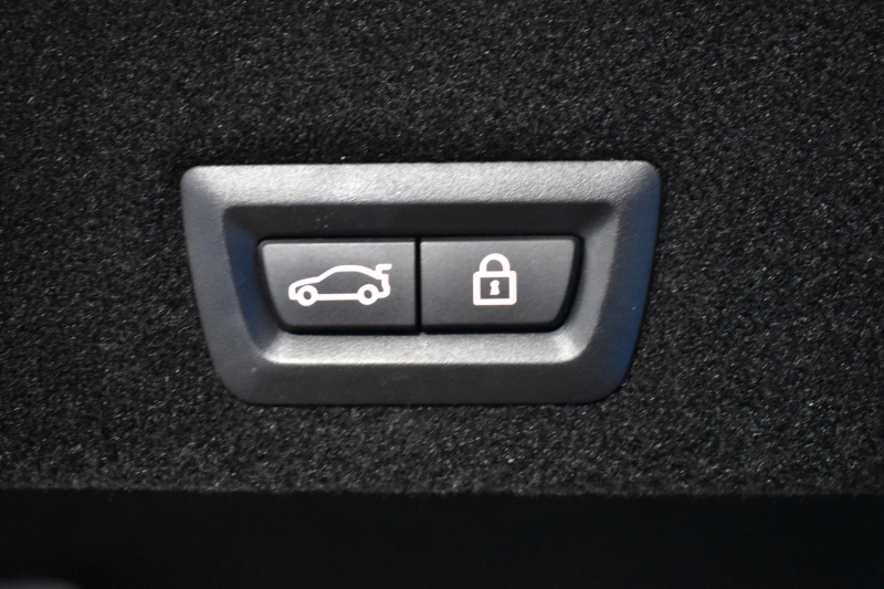 BMW 7シリーズ 740i Mｽﾎﾟｰﾂ ﾘｱｺﾝﾌｫｰﾄP ﾘｱｴﾝﾀｰﾃｲﾒﾝﾄP ｻﾝﾙｰﾌ BMWﾚｰｻﾞｰLED 前席ﾏｯｻｰｼﾞ 全席ﾋｰﾀｰ&ﾍﾞﾝﾁﾚｰｼｮﾝ付黒革 ACC HUD ﾊｰﾏﾝｶｰﾄﾞﾝ ｼﾞｪｽﾁｬｰｺﾝﾄﾛｰﾙ ﾀｯﾁﾊﾟﾈﾙﾅﾋﾞ3Dﾋﾞｭｰ LCW 液晶ﾒｰﾀｰ 20AW ﾃﾞｨｽﾌﾟﾚｲｷｰ ﾘﾓｰﾄP 2年保証