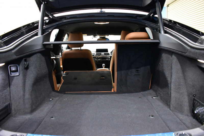 BMW 4シリーズ 440i ｸﾞﾗﾝｸｰﾍﾟ Mｽﾎﾟｰﾂ LCI後期 追従ACC HUD ﾍｷｻｺﾞﾅﾙLEDﾍｯﾄﾞﾗｲﾄ&ﾃｰﾙ ﾋｰﾀｰ付ｺﾆｬｯｸ革 液晶ﾒｰﾀｰ harman/kardon ﾀｯﾁﾊﾟﾈﾙ式iﾄﾞﾗｲﾌﾞHDDﾅﾋﾞBｶﾒ ﾌﾙｾｸﾞ Pｱｼｽﾄ 車線変更&逸脱&歩行者警告 衝突軽減B 電動Rｹﾞｰﾄ 19AW ｳｯﾄﾞｲﾝﾃﾘｱ 2年保証