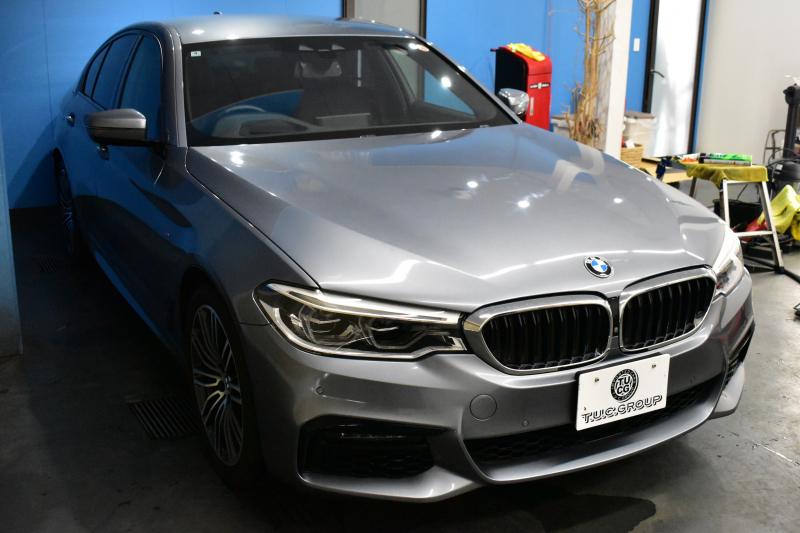 BMW 5シリーズ 540i xDrive Mｽﾎﾟｰﾂ 型式変更後ﾓﾃﾞﾙ(JS30) ﾗｲﾌﾞｺｯｸﾋﾟｯﾄ ｺﾝﾌｫｰﾄP Fﾏｯｻｰｼﾞ&ﾍﾞﾝﾁﾚｰｼｮﾝ 全席ﾋｰﾀｰ付黒革 ｿﾌﾄｸﾛｰｽﾞﾄﾞｱ ACC HUD LEDﾍｯﾄﾞﾗｲﾄ 全周囲ｶﾒﾗ Pｱｼｽﾄ ﾌﾙｾｸﾞ 車線変更&逸脱&歩行者警告 衝突軽減B Mｽﾎﾟｰﾂﾌﾞﾚｰｷ 19AW 可変ｻｽ  2年保証