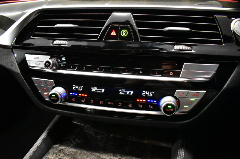 BMW 5シリーズ 540i xDrive Mｽﾎﾟｰﾂ 型式変更後ﾓﾃﾞﾙ(JS30) ﾗｲﾌﾞｺｯｸﾋﾟｯﾄ ｺﾝﾌｫｰﾄP Fﾏｯｻｰｼﾞ&ﾍﾞﾝﾁﾚｰｼｮﾝ 全席ﾋｰﾀｰ付黒革 ｿﾌﾄｸﾛｰｽﾞﾄﾞｱ ACC HUD LEDﾍｯﾄﾞﾗｲﾄ 全周囲ｶﾒﾗ Pｱｼｽﾄ ﾌﾙｾｸﾞ 車線変更&逸脱&歩行者警告 衝突軽減B Mｽﾎﾟｰﾂﾌﾞﾚｰｷ 19AW 可変ｻｽ  2年保証