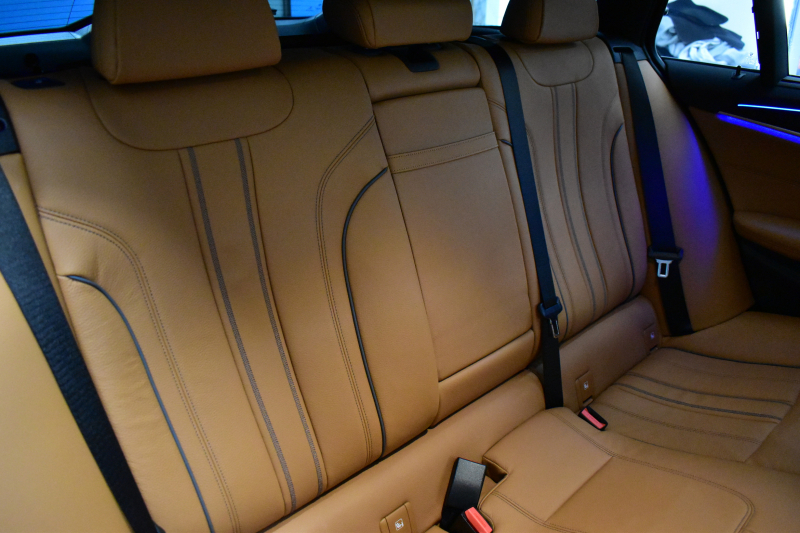 BMW 5シリーズ 540i Xﾄﾞﾗｲﾌﾞﾂｰﾘﾝｸﾞ Mｽﾎﾟｰﾂ LCI後期 4WD 全席ﾋｰﾀ付ｺﾆｬｯｸﾚｻﾞｰ 新ﾃﾞｻﾞｲﾝLEDﾍｯﾄﾞﾗｲﾄ ACC HUD LCW 可変ｻｽﾍﾟﾝｼｮﾝ 19AW Mｽﾎﾟｰﾂﾌﾞﾚｰｷ ﾗｲﾌﾞｺｸﾋﾟｯﾄ ﾌﾙｾｸﾞ全周囲ｶﾒﾗ 電動Rｹﾞｰﾄ ｽﾏｰﾄｷｰ 2年保証