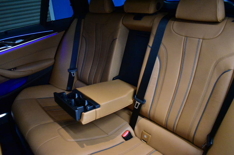 BMW 5シリーズ 540i Xﾄﾞﾗｲﾌﾞﾂｰﾘﾝｸﾞ Mｽﾎﾟｰﾂ LCI後期 4WD 全席ﾋｰﾀ付ｺﾆｬｯｸﾚｻﾞｰ 新ﾃﾞｻﾞｲﾝLEDﾍｯﾄﾞﾗｲﾄ ACC HUD LCW 可変ｻｽﾍﾟﾝｼｮﾝ 19AW Mｽﾎﾟｰﾂﾌﾞﾚｰｷ ﾗｲﾌﾞｺｸﾋﾟｯﾄ ﾌﾙｾｸﾞ全周囲ｶﾒﾗ 電動Rｹﾞｰﾄ ｽﾏｰﾄｷｰ 2年保証