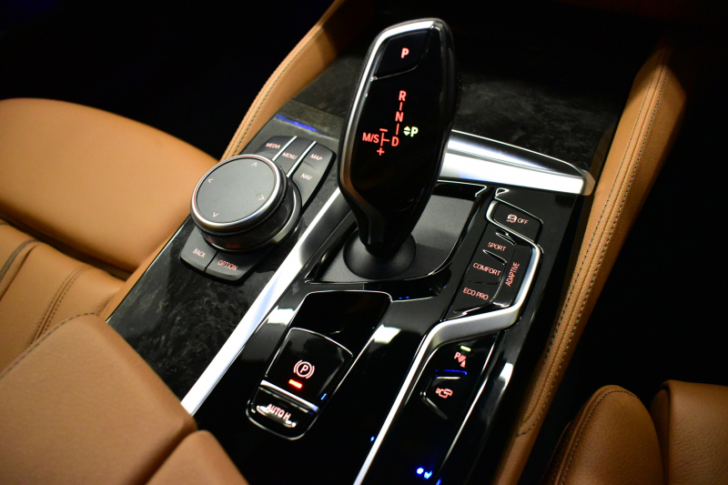 BMW 5シリーズ 540i Xﾄﾞﾗｲﾌﾞﾂｰﾘﾝｸﾞ Mｽﾎﾟｰﾂ LCI後期 4WD 全席ﾋｰﾀ付ｺﾆｬｯｸﾚｻﾞｰ 新ﾃﾞｻﾞｲﾝLEDﾍｯﾄﾞﾗｲﾄ ACC HUD LCW 可変ｻｽﾍﾟﾝｼｮﾝ 19AW Mｽﾎﾟｰﾂﾌﾞﾚｰｷ ﾗｲﾌﾞｺｸﾋﾟｯﾄ ﾌﾙｾｸﾞ全周囲ｶﾒﾗ 電動Rｹﾞｰﾄ ｽﾏｰﾄｷｰ 2年保証