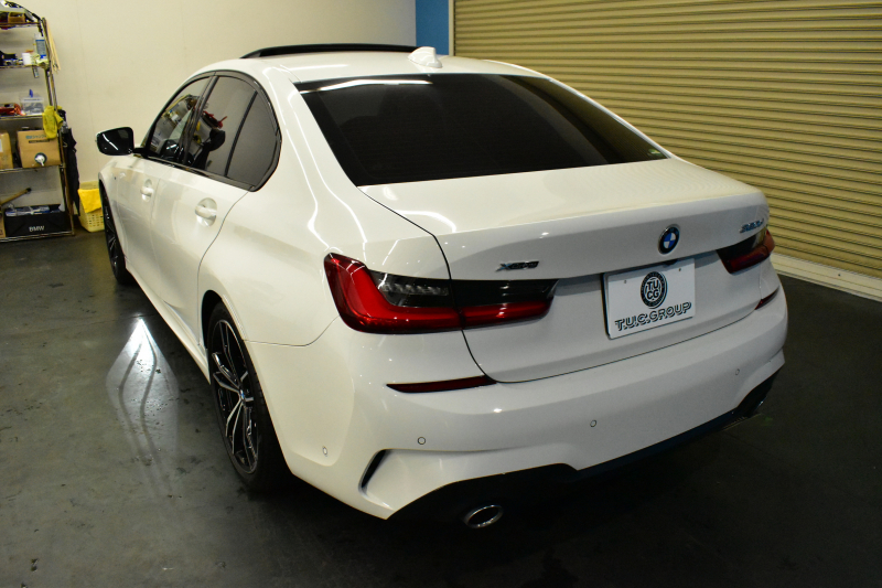 BMW 3シリーズ 320d Xﾄﾞﾗｲﾌﾞ Mｽﾎﾟｰﾂ 4WD ﾃﾞﾋﾞｭｰ&ｺﾝﾌｫｰﾄP ｻﾝﾙｰﾌ 全周囲ｶﾒﾗ ﾋｰﾀｰ付黒革電動ｽﾎﾟｰﾂｼｰﾄ 19AW 電動ﾄﾗﾝｸ ﾜｲﾔﾚｽ充電 追従ACC LEDﾍｯﾄﾞﾗｲﾄ ﾗｲﾌﾞｺｯｸﾋﾟｯﾄ ｱｯﾌﾟﾙｶｰﾌﾟﾚｲ  側面衝突&車線変更&逸脱&歩行者警告 液晶ﾒｰﾀｰ 後退ｱｼｽﾄ 2年保証