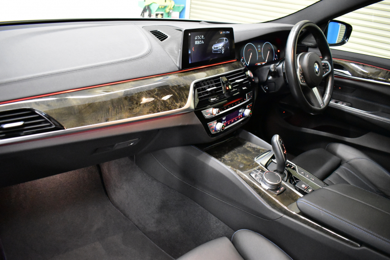 BMW 6シリーズ 630iｸﾞﾗﾝﾂｰﾘｽﾓ Mｽﾎﾟｰﾂ ｾﾚｸﾄP ﾊﾟﾉﾗﾏｻﾝﾙｰﾌ LEDﾍｯﾄﾞﾗｲﾄ 追従ACC ﾊｰﾏﾝｶｰﾄﾞﾝｻｳﾝﾄﾞ ﾋｰﾀｰ付黒革 HUD 衝突軽減ﾌﾞﾚｰｷ 車線変更 &逸脱&歩行者警告 ﾀｯﾁﾊﾟﾈﾙﾅﾋﾞ 全周囲ｶﾒﾗ3Dﾋﾞｭｰ 液晶ﾒｰﾀｰ  電動Rｹﾞｰﾄ 4ｿﾞｰﾝAC 2年保証