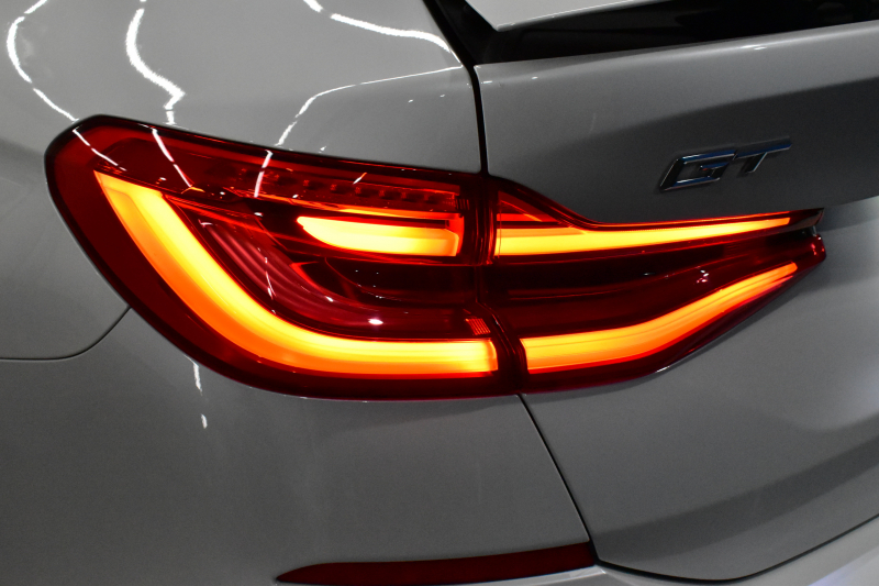 BMW 6シリーズ 630iｸﾞﾗﾝﾂｰﾘｽﾓ Mｽﾎﾟｰﾂ ｾﾚｸﾄP ﾊﾟﾉﾗﾏｻﾝﾙｰﾌ LEDﾍｯﾄﾞﾗｲﾄ 追従ACC ﾊｰﾏﾝｶｰﾄﾞﾝｻｳﾝﾄﾞ ﾋｰﾀｰ付黒革 HUD 衝突軽減ﾌﾞﾚｰｷ 車線変更 &逸脱&歩行者警告 ﾀｯﾁﾊﾟﾈﾙﾅﾋﾞ 全周囲ｶﾒﾗ3Dﾋﾞｭｰ 液晶ﾒｰﾀｰ  電動Rｹﾞｰﾄ 4ｿﾞｰﾝAC 2年保証