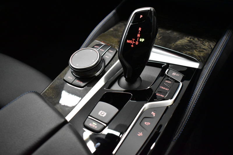 BMW 6シリーズ 630iｸﾞﾗﾝﾂｰﾘｽﾓ Mｽﾎﾟｰﾂ ｾﾚｸﾄP ﾊﾟﾉﾗﾏｻﾝﾙｰﾌ LEDﾍｯﾄﾞﾗｲﾄ 追従ACC ﾊｰﾏﾝｶｰﾄﾞﾝｻｳﾝﾄﾞ ﾋｰﾀｰ付黒革 HUD 衝突軽減ﾌﾞﾚｰｷ 車線変更 &逸脱&歩行者警告 ﾀｯﾁﾊﾟﾈﾙﾅﾋﾞ 全周囲ｶﾒﾗ3Dﾋﾞｭｰ 液晶ﾒｰﾀｰ  電動Rｹﾞｰﾄ 4ｿﾞｰﾝAC 2年保証