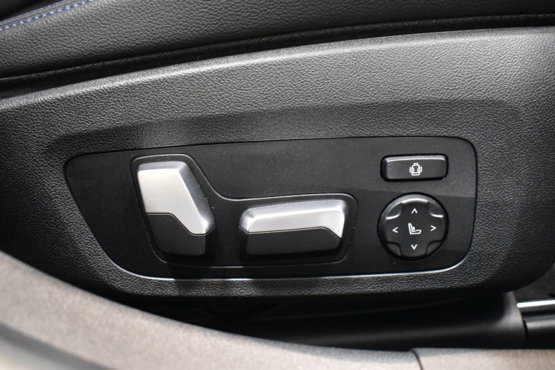 BMW 3シリーズ M340i Xﾄﾞﾗｲﾌﾞ 1ｵｰﾅｰ ｲﾉﾍﾞｰｼｮﾝP ﾋｰﾀｰ付黒革 全周囲ｶﾒﾗ ACC HUD ﾚｰｻﾞｰLEDﾗｲﾄ 可変Mｻｽ 19AW Mｽﾎﾟｰﾂﾌﾞﾚｰｷ&ﾃﾞﾌ ｼﾞｪｽﾁｬｰC付ﾀｯﾁﾊﾟﾈﾙﾅﾋﾞ ﾊｰﾏﾝｶｰﾄﾞﾝ 側面衝突&車線変更&逸脱警告 2年保証