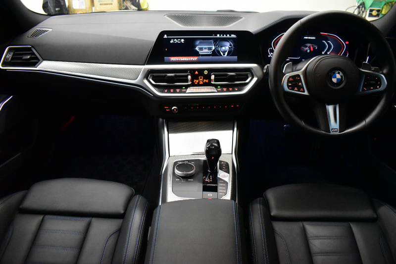 BMW 3シリーズ M340i Xﾄﾞﾗｲﾌﾞ 1ｵｰﾅｰ ｲﾉﾍﾞｰｼｮﾝP ﾋｰﾀｰ付黒革 全周囲ｶﾒﾗ ACC HUD ﾚｰｻﾞｰLEDﾗｲﾄ 可変Mｻｽ 19AW Mｽﾎﾟｰﾂﾌﾞﾚｰｷ&ﾃﾞﾌ ｼﾞｪｽﾁｬｰC付ﾀｯﾁﾊﾟﾈﾙﾅﾋﾞ ﾊｰﾏﾝｶｰﾄﾞﾝ 側面衝突&車線変更&逸脱警告 2年保証