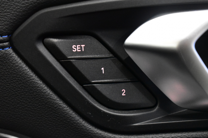 BMW 3シリーズ M340i Xﾄﾞﾗｲﾌﾞ 1ｵｰﾅｰ ｲﾉﾍﾞｰｼｮﾝP ﾋｰﾀｰ付黒革 全周囲ｶﾒﾗ ACC HUD ﾚｰｻﾞｰLEDﾗｲﾄ 可変Mｻｽ 19AW Mｽﾎﾟｰﾂﾌﾞﾚｰｷ&ﾃﾞﾌ ｼﾞｪｽﾁｬｰC付ﾀｯﾁﾊﾟﾈﾙﾅﾋﾞ ﾊｰﾏﾝｶｰﾄﾞﾝ 側面衝突&車線変更&逸脱警告 2年保証