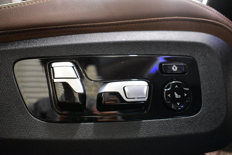 BMW X6 Xﾄﾞﾗｲﾌﾞ 35d Mｽﾎﾟｰﾂ ｺﾝﾌｫ-ﾄP ﾊﾟﾉﾗﾏｻﾝﾙｰﾌ 全席＆ｽﾃｱﾘﾝｸﾞﾋｰﾀｰ付ｺｰﾋｰ革 Fﾏｯｻｰｼﾞ＆ﾍﾞﾝﾁﾚｰｼｮﾝ LEDﾍｯﾄﾞACC HUD  harman/kardon LCW 22AW ｸﾘｽﾀﾙｼﾌﾄﾉﾌﾞ ｶｰﾎﾞﾝﾄﾘﾑ TVｼﾞｪｽﾁｬC付ﾀｯﾁﾊﾟﾈﾙﾅﾋﾞ全周囲ｶﾒﾗ 電動Rｹﾞｰﾄ 2年保証