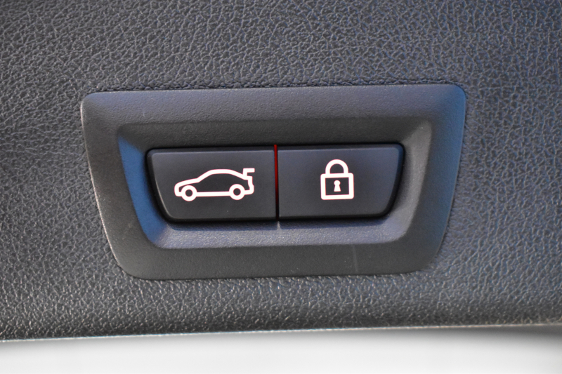 BMW X6 Xﾄﾞﾗｲﾌﾞ 35d Mｽﾎﾟｰﾂ ｺﾝﾌｫ-ﾄP ﾊﾟﾉﾗﾏｻﾝﾙｰﾌ 全席＆ｽﾃｱﾘﾝｸﾞﾋｰﾀｰ付ｺｰﾋｰ革 Fﾏｯｻｰｼﾞ＆ﾍﾞﾝﾁﾚｰｼｮﾝ LEDﾍｯﾄﾞACC HUD  harman/kardon LCW 22AW ｸﾘｽﾀﾙｼﾌﾄﾉﾌﾞ ｶｰﾎﾞﾝﾄﾘﾑ TVｼﾞｪｽﾁｬC付ﾀｯﾁﾊﾟﾈﾙﾅﾋﾞ全周囲ｶﾒﾗ 電動Rｹﾞｰﾄ 2年保証