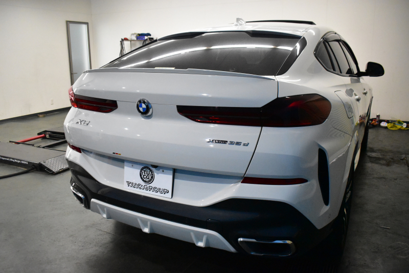 BMW X6 Xﾄﾞﾗｲﾌﾞ 35d Mｽﾎﾟｰﾂ ｺﾝﾌｫ-ﾄP ﾊﾟﾉﾗﾏｻﾝﾙｰﾌ 全席＆ｽﾃｱﾘﾝｸﾞﾋｰﾀｰ付ｺｰﾋｰ革 Fﾏｯｻｰｼﾞ＆ﾍﾞﾝﾁﾚｰｼｮﾝ LEDﾍｯﾄﾞACC HUD  harman/kardon LCW 22AW ｸﾘｽﾀﾙｼﾌﾄﾉﾌﾞ ｶｰﾎﾞﾝﾄﾘﾑ TVｼﾞｪｽﾁｬC付ﾀｯﾁﾊﾟﾈﾙﾅﾋﾞ全周囲ｶﾒﾗ 電動Rｹﾞｰﾄ 2年保証