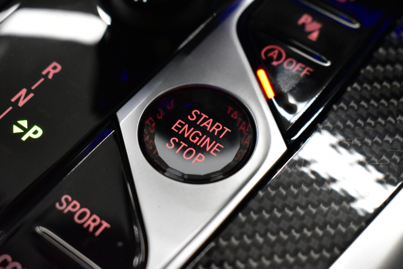 BMW X6 Xﾄﾞﾗｲﾌﾞ 35d Mｽﾎﾟｰﾂ ｺﾝﾌｫ-ﾄP ﾊﾟﾉﾗﾏｻﾝﾙｰﾌ 全席＆ｽﾃｱﾘﾝｸﾞﾋｰﾀｰ付ｺｰﾋｰ革 Fﾏｯｻｰｼﾞ＆ﾍﾞﾝﾁﾚｰｼｮﾝ LEDﾍｯﾄﾞACC HUD  harman/kardon LCW 22AW ｸﾘｽﾀﾙｼﾌﾄﾉﾌﾞ ｶｰﾎﾞﾝﾄﾘﾑ TVｼﾞｪｽﾁｬC付ﾀｯﾁﾊﾟﾈﾙﾅﾋﾞ全周囲ｶﾒﾗ 電動Rｹﾞｰﾄ 2年保証