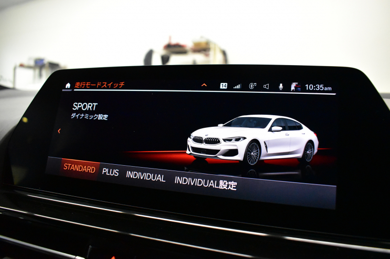 BMW 8シリーズ 840i ｸﾞﾗﾝｸｰﾍﾟ Mｽﾎﾟｰﾂ ﾊﾟﾉﾗﾏｶﾞﾗｽｻﾝﾙｰﾌ ﾚｰｻﾞｰLED ACC HUD  全席ﾋｰﾀｰ付茶＆黒革 前席ﾍﾞﾝﾁﾚｰｼｮﾝ ﾊｰﾏﾝｶｰﾄﾞﾝ ｲﾝﾃﾘｾｰﾌ ﾗｲﾌﾞｺｯｸﾋﾟｯﾄ ｼﾞｪｽﾁｬｰC対応ﾀｯﾁﾊﾟﾈﾙﾅﾋﾞ3Dﾋﾞｭｰ 2年保証