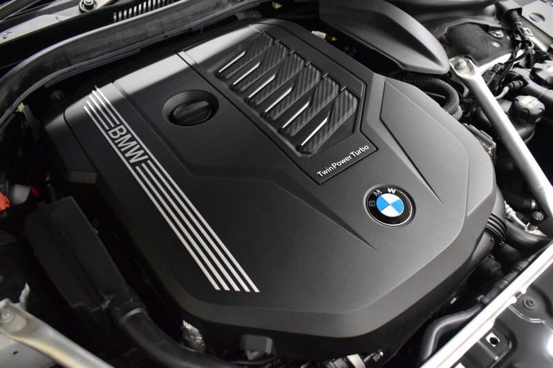 BMW 8シリーズ 840i ｸﾞﾗﾝｸｰﾍﾟ Mｽﾎﾟｰﾂ ﾊﾟﾉﾗﾏｶﾞﾗｽｻﾝﾙｰﾌ ﾚｰｻﾞｰLED ACC HUD  全席ﾋｰﾀｰ付茶＆黒革 前席ﾍﾞﾝﾁﾚｰｼｮﾝ ﾊｰﾏﾝｶｰﾄﾞﾝ ｲﾝﾃﾘｾｰﾌ ﾗｲﾌﾞｺｯｸﾋﾟｯﾄ ｼﾞｪｽﾁｬｰC対応ﾀｯﾁﾊﾟﾈﾙﾅﾋﾞ3Dﾋﾞｭｰ 2年保証