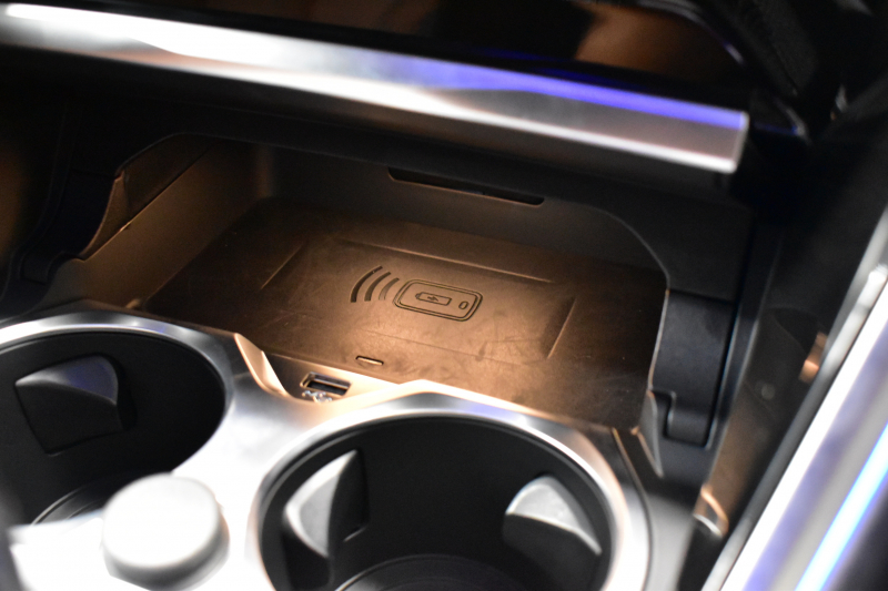 BMW 8シリーズ 840i ｸﾞﾗﾝｸｰﾍﾟ Mｽﾎﾟｰﾂ ﾊﾟﾉﾗﾏｶﾞﾗｽｻﾝﾙｰﾌ ﾚｰｻﾞｰLED ACC HUD  全席ﾋｰﾀｰ付茶＆黒革 前席ﾍﾞﾝﾁﾚｰｼｮﾝ ﾊｰﾏﾝｶｰﾄﾞﾝ ｲﾝﾃﾘｾｰﾌ ﾗｲﾌﾞｺｯｸﾋﾟｯﾄ ｼﾞｪｽﾁｬｰC対応ﾀｯﾁﾊﾟﾈﾙﾅﾋﾞ3Dﾋﾞｭｰ 2年保証