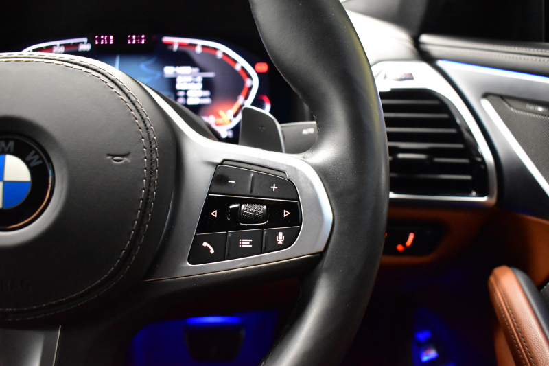 BMW 8シリーズ 840i ｸﾞﾗﾝｸｰﾍﾟ Mｽﾎﾟｰﾂ ﾊﾟﾉﾗﾏｶﾞﾗｽｻﾝﾙｰﾌ ﾚｰｻﾞｰLED ACC HUD  全席ﾋｰﾀｰ付茶＆黒革 前席ﾍﾞﾝﾁﾚｰｼｮﾝ ﾊｰﾏﾝｶｰﾄﾞﾝ ｲﾝﾃﾘｾｰﾌ ﾗｲﾌﾞｺｯｸﾋﾟｯﾄ ｼﾞｪｽﾁｬｰC対応ﾀｯﾁﾊﾟﾈﾙﾅﾋﾞ3Dﾋﾞｭｰ 2年保証