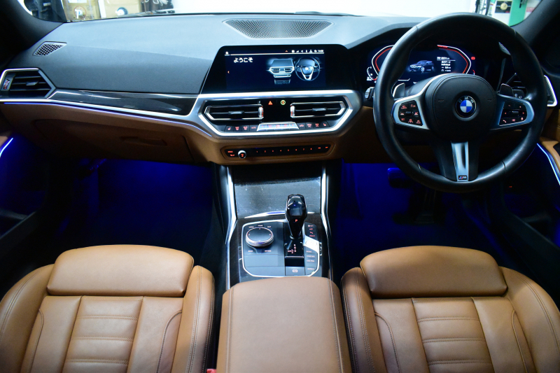 BMW 3シリーズ 320d Xﾄﾞﾗｲﾌﾞ ﾂｰﾘﾝｸﾞ Mｽﾎﾟｰﾂ 4WD ﾊｲﾗｲﾝ＆ｺﾝﾌｫｰﾄP ﾌﾙｾｸﾞTV 19AW Pｱｼｽﾄﾌﾟﾗｽ 3Dﾋﾞｭｰ全周囲ｶﾒﾗ ﾋｰﾀｰ付ｺﾆｬｯｸ革 BMWﾗｲﾌﾞｺｯｸﾋﾟｯﾄ ｱｯﾌﾟﾙｶｰﾌﾟﾚｲ  ACC LEDﾍｯﾄﾞﾗｲﾄ 車線変更&逸脱&歩行者警告 2年保証