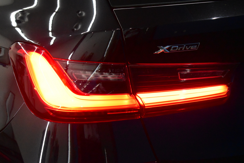 BMW 3シリーズ 320d Xﾄﾞﾗｲﾌﾞ ﾂｰﾘﾝｸﾞ Mｽﾎﾟｰﾂ 4WD ﾊｲﾗｲﾝ＆ｺﾝﾌｫｰﾄP ﾌﾙｾｸﾞTV 19AW Pｱｼｽﾄﾌﾟﾗｽ 3Dﾋﾞｭｰ全周囲ｶﾒﾗ ﾋｰﾀｰ付ｺﾆｬｯｸ革 BMWﾗｲﾌﾞｺｯｸﾋﾟｯﾄ ｱｯﾌﾟﾙｶｰﾌﾟﾚｲ  ACC LEDﾍｯﾄﾞﾗｲﾄ 車線変更&逸脱&歩行者警告 2年保証