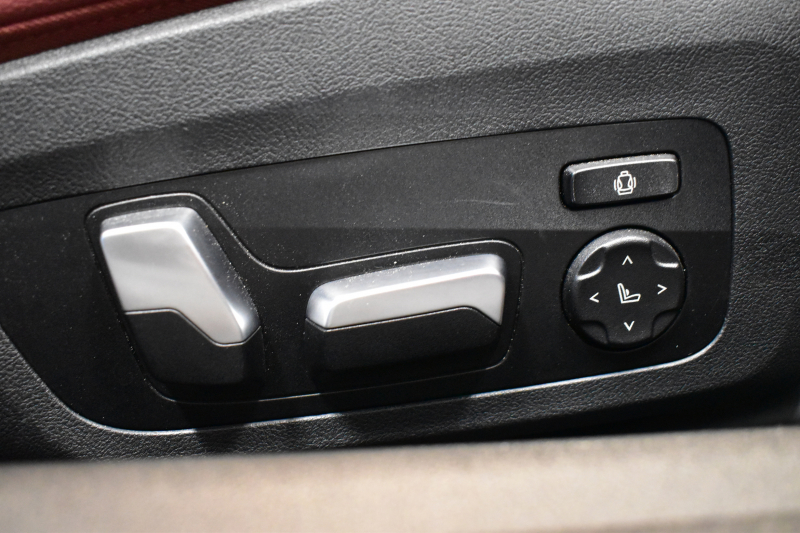 BMW 4シリーズ M440i xDriveｸｰﾍﾟ ｻﾝﾙｰﾌ ｲﾉﾍﾞｰｼｮﾝ&ｺﾝﾌｫｰﾄP  ﾋｰﾀｰ付赤革 ﾚｰｻﾞｰLEDﾍｯﾄﾞﾗｲﾄ ACC HUD Mｽﾎﾟｰﾂﾃﾞﾌ&ﾌﾞﾚｰｷ 可変Mｻｽ ﾗｲﾌﾞｺｯｸﾋﾟｯﾄ全周囲ｶﾒﾗ Pｱｼｽﾄ LCW Apple Car Play ﾌﾙｾｸﾞ harman/kardon 19AW 2年保証