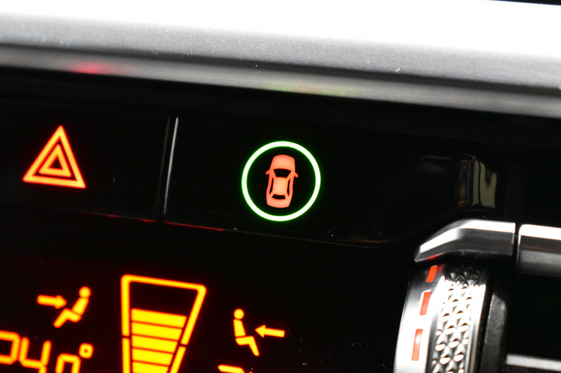 BMW Mシリーズ M4ｸｰﾍﾟ 6速MT 後輪駆動FR車 ﾋｰﾀｰ付黒革Mｽﾎﾟｰﾂｼｰﾄ ﾚｰｻﾞｰLEDﾍｯﾄﾞﾗｲﾄ HUD Mｽﾎﾟｰﾂﾃﾞﾌ Mｺﾝﾊﾟｳﾝﾄﾞﾌﾞﾚｰｷ 可変Mｻｽ ﾗｲﾌﾞｺｯｸﾋﾟｯﾄ全周囲ｶﾒﾗ LCW Apple Car Play ﾌﾙｾｸﾞ 19&20AW 2年保証