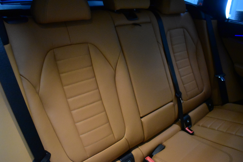 BMW X3 Xﾄﾞﾗｲﾌﾞ20d Mｽﾎﾟｰﾂ ｾﾚｸﾄ&ﾊｲﾗｲﾝP ﾊﾟﾉﾗﾏｻﾝﾙｰﾌ ﾗｲﾌﾞｺｯｸﾋﾟｯﾄ LEDﾍｯﾄﾞﾗｲﾄ 追従ACC HUD 全席ﾋｰﾀｰ付ｺﾆｬｯｸﾚｻﾞｰ LCW ﾊｰﾏﾝｶｰﾄﾞﾝ ﾀｯﾁﾊﾟﾈﾙﾅﾋﾞﾌﾙｾｸﾞ全周囲ｶﾒﾗ3Dﾋﾞｭｰ  電動Rｹﾞｰﾄ ﾜｲﾔﾚｽ充電 19AW 2年保証