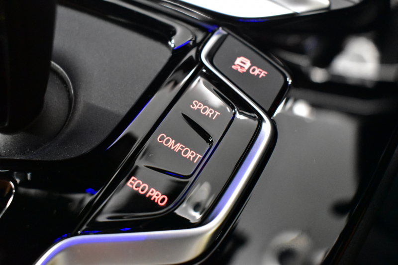 BMW X3 Xﾄﾞﾗｲﾌﾞ20d Mｽﾎﾟｰﾂ ｾﾚｸﾄ&ﾊｲﾗｲﾝP ﾊﾟﾉﾗﾏｻﾝﾙｰﾌ ﾗｲﾌﾞｺｯｸﾋﾟｯﾄ LEDﾍｯﾄﾞﾗｲﾄ 追従ACC HUD 全席ﾋｰﾀｰ付ｺﾆｬｯｸﾚｻﾞｰ LCW ﾊｰﾏﾝｶｰﾄﾞﾝ ﾀｯﾁﾊﾟﾈﾙﾅﾋﾞﾌﾙｾｸﾞ全周囲ｶﾒﾗ3Dﾋﾞｭｰ  電動Rｹﾞｰﾄ ﾜｲﾔﾚｽ充電 19AW 2年保証