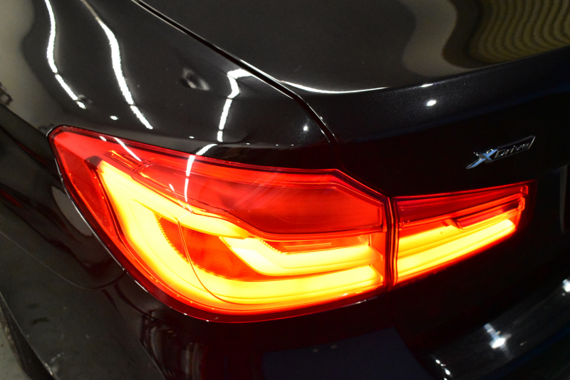 BMW 5シリーズ 540i Xﾄﾞﾗｲﾌﾞ Mｽﾎﾟｰﾂ 4WD ｺﾝﾌｫｰﾄ&ﾊｲﾗｲﾝP 前席ﾏｯｻｰｼﾞ＆ﾍﾞﾝﾁﾚｰｼｮﾝ 全席ﾋｰﾀｰ付黒革 可変ｻｽ Mｽﾎﾟｰﾂﾌﾞﾚｰｷ LEDﾍｯﾄﾞﾗｲﾄ 液晶ﾒｰﾀｰ ACC HUD LCW ｿﾌﾄｸﾛｰｽﾞﾄﾞｱ  ﾀｯﾁﾊﾟﾈﾙﾅﾋﾞ全周囲ｶﾒﾗ 3Dﾋﾞｭｰ ﾌﾙｾｸﾞ 電動ﾄﾗﾝｸ 2年保証