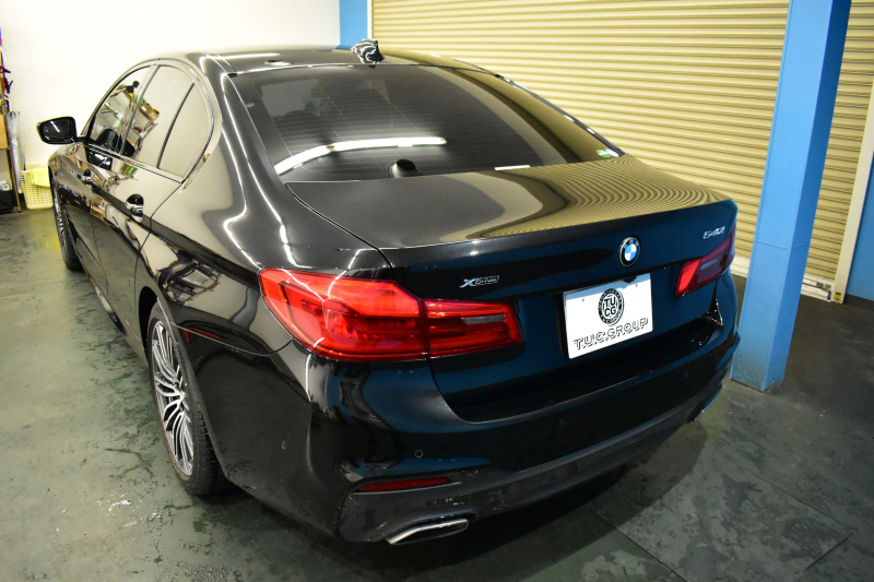 BMW 5シリーズ 540i Xﾄﾞﾗｲﾌﾞ Mｽﾎﾟｰﾂ 4WD ｺﾝﾌｫｰﾄ&ﾊｲﾗｲﾝP 前席ﾏｯｻｰｼﾞ＆ﾍﾞﾝﾁﾚｰｼｮﾝ 全席ﾋｰﾀｰ付黒革 可変ｻｽ Mｽﾎﾟｰﾂﾌﾞﾚｰｷ LEDﾍｯﾄﾞﾗｲﾄ 液晶ﾒｰﾀｰ ACC HUD LCW ｿﾌﾄｸﾛｰｽﾞﾄﾞｱ  ﾀｯﾁﾊﾟﾈﾙﾅﾋﾞ全周囲ｶﾒﾗ 3Dﾋﾞｭｰ ﾌﾙｾｸﾞ 電動ﾄﾗﾝｸ 2年保証