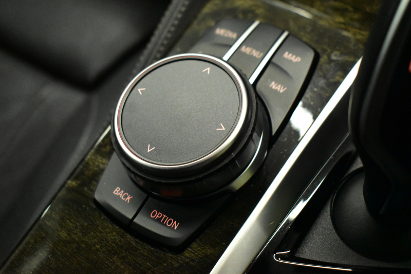 BMW 5シリーズ 540i Xﾄﾞﾗｲﾌﾞ Mｽﾎﾟｰﾂ 4WD ｺﾝﾌｫｰﾄ&ﾊｲﾗｲﾝP 前席ﾏｯｻｰｼﾞ＆ﾍﾞﾝﾁﾚｰｼｮﾝ 全席ﾋｰﾀｰ付黒革 可変ｻｽ Mｽﾎﾟｰﾂﾌﾞﾚｰｷ LEDﾍｯﾄﾞﾗｲﾄ 液晶ﾒｰﾀｰ ACC HUD LCW ｿﾌﾄｸﾛｰｽﾞﾄﾞｱ  ﾀｯﾁﾊﾟﾈﾙﾅﾋﾞ全周囲ｶﾒﾗ 3Dﾋﾞｭｰ ﾌﾙｾｸﾞ 電動ﾄﾗﾝｸ 2年保証