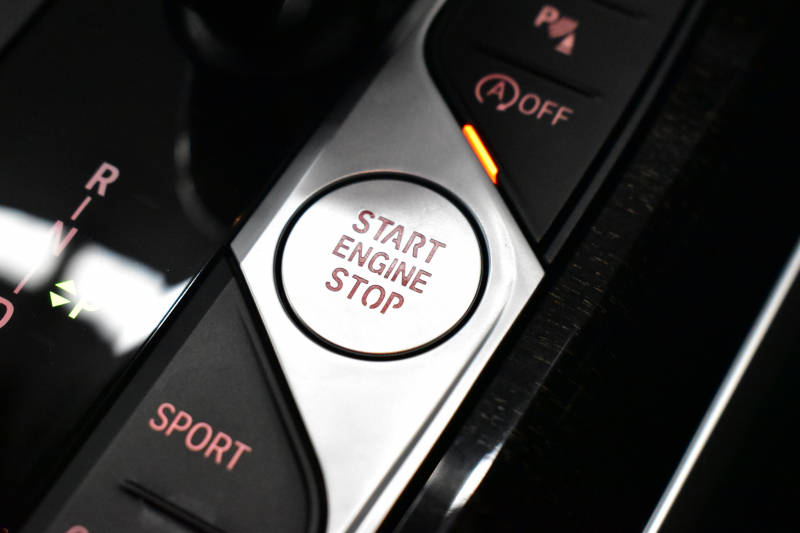 BMW 4シリーズ M440i xDriveｸﾞﾗﾝｸｰﾍﾟ 1ｵｰﾅｰ ｻﾝﾙｰﾌ 全周囲ｶﾒﾗ ﾋｰﾀｰ付黒革 19AW ﾚｰｻﾞｰLEDﾍｯﾄﾞﾗｲﾄ HUD Mｽﾎﾟｰﾂﾃﾞﾌ ﾚｯﾄﾞﾌﾞﾚｰｷｷｬﾘﾊﾟｰ 可変Mｻｽ ﾗｲﾌﾞｺｯｸﾋﾟｯﾄ Pｱｼｽﾄ LCW Apple Car Play ﾌﾙｾｸﾞ harman/kardon 電動Rｹﾞｰﾄ 2年保証