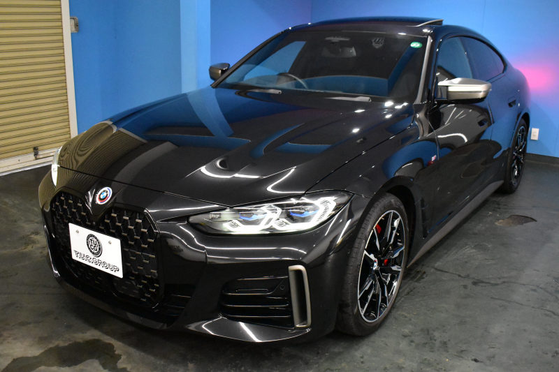 BMW 4シリーズ M440i xDriveｸﾞﾗﾝｸｰﾍﾟ 1ｵｰﾅｰ ｻﾝﾙｰﾌ 全周囲ｶﾒﾗ ﾋｰﾀｰ付黒革 19AW ﾚｰｻﾞｰLEDﾍｯﾄﾞﾗｲﾄ HUD Mｽﾎﾟｰﾂﾃﾞﾌ ﾚｯﾄﾞﾌﾞﾚｰｷｷｬﾘﾊﾟｰ 可変Mｻｽ ﾗｲﾌﾞｺｯｸﾋﾟｯﾄ Pｱｼｽﾄ LCW Apple Car Play ﾌﾙｾｸﾞ harman/kardon 電動Rｹﾞｰﾄ 2年保証