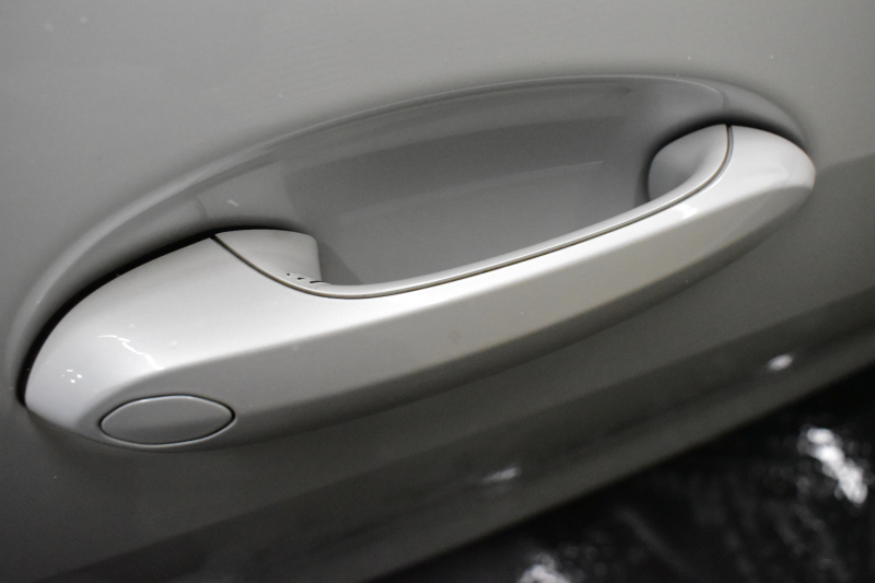 BMW 8シリーズ 840d Xﾄﾞﾗｲﾌﾞ ｸﾞﾗﾝｸｰﾍﾟ Mｽﾎﾟｰﾂ 4WD MﾃｸﾆｯｸｽﾎﾟｰﾂP ﾊﾟﾉﾗﾏｶﾞﾗｽｻﾝﾙｰﾌ ﾚｰｻﾞｰLED ACC HUD 全席ﾋｰﾀｰ付赤＆黒革 前席ﾍﾞﾝﾁﾚｰｼｮﾝ 20AW ﾊｰﾏﾝｶｰﾄﾞﾝ ｲﾝﾃﾘｾｰﾌ ﾗｲﾌﾞｺｯｸﾋﾟｯﾄ ｼﾞｪｽﾁｬｰC対応ﾀｯﾁﾊﾟﾈﾙﾅﾋﾞ3Dﾋﾞｭｰ 2年保証