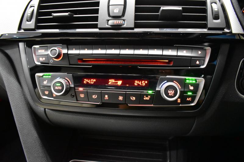 BMW 4シリーズ 420iｸﾞﾗﾝｸｰﾍﾟ Mｽﾎﾟｰﾂ ﾌｧｽﾄﾄﾗｯｸP 可変Mｻｽ ﾋｰﾀｰ付白革 追従ACC LEDﾍｯﾄﾞﾗｲﾄ 19AW Mｽﾎﾟｰﾂﾌﾞﾚｰｷ 車線変更&逸脱&歩行者警告 衝突軽減ﾌﾞﾚｰｷ  ﾀｯﾁﾊﾟｯﾄﾞ付iﾄﾞﾗｲﾌﾞHDDﾅﾋﾞ Bｶﾒﾗ ﾘｱPDC ﾊﾟﾄﾞﾙｼﾌﾄ 電動ﾘｱｹﾞｰﾄ ｽﾏｰﾄｷｰ 2年保証