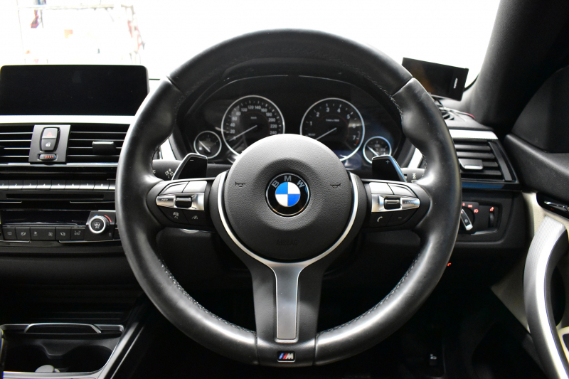 BMW 4シリーズ 420iｸﾞﾗﾝｸｰﾍﾟ Mｽﾎﾟｰﾂ ﾌｧｽﾄﾄﾗｯｸP 可変Mｻｽ ﾋｰﾀｰ付白革 追従ACC LEDﾍｯﾄﾞﾗｲﾄ 19AW Mｽﾎﾟｰﾂﾌﾞﾚｰｷ 車線変更&逸脱&歩行者警告 衝突軽減ﾌﾞﾚｰｷ  ﾀｯﾁﾊﾟｯﾄﾞ付iﾄﾞﾗｲﾌﾞHDDﾅﾋﾞ Bｶﾒﾗ ﾘｱPDC ﾊﾟﾄﾞﾙｼﾌﾄ 電動ﾘｱｹﾞｰﾄ ｽﾏｰﾄｷｰ 2年保証