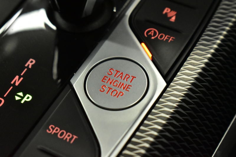 BMW 3シリーズ M340i Xﾄﾞﾗｲﾌﾞ ｲﾉﾍﾞｰｼｮﾝP ﾋｰﾀｰ付ﾌﾞﾗｯｸﾚｻﾞｰMｽﾎﾟｰﾂｼｰﾄ 3DﾃﾞｻﾞｲﾝFﾘｯﾌﾟ 全周囲ｶﾒﾗ ACC HUD ﾚｰｻﾞｰLEDﾗｲﾄ 可変Mｻｽ 19AW ｼﾞｪｽﾁｬｰC付ﾀｯﾁﾊﾟﾈﾙﾅﾋﾞﾊｰﾏﾝｶｰﾄﾞﾝ 車線変更警告 電動ﾄﾗﾝｸ 2年保証