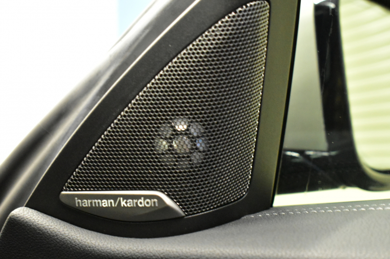 BMW 4シリーズ M440i xDriveｶﾌﾞﾘｵﾚ ｺﾝﾌｫｰﾄP ﾋｰﾀｰ付赤革 4WD 全周囲ｶﾒﾗ ｴｱｶﾗｰ ﾚｰｻﾞｰLEDﾍｯﾄﾞﾗｲﾄ HUD Mｽﾎﾟｰﾂﾃﾞﾌ&ﾌﾞﾚｰｷ 可変Mｻｽ ﾗｲﾌﾞｺｯｸﾋﾟｯﾄﾀｯﾁﾊﾟﾈﾙﾅﾋﾞ LCW Apple Car Play ﾌﾙｾｸﾞ harman/kardon 19AW 2年保証