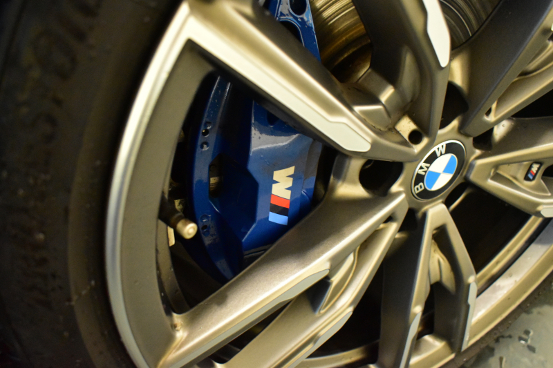 BMW 4シリーズ M440i xDriveｶﾌﾞﾘｵﾚ ｺﾝﾌｫｰﾄP ﾋｰﾀｰ付赤革 4WD 全周囲ｶﾒﾗ ｴｱｶﾗｰ ﾚｰｻﾞｰLEDﾍｯﾄﾞﾗｲﾄ HUD Mｽﾎﾟｰﾂﾃﾞﾌ&ﾌﾞﾚｰｷ 可変Mｻｽ ﾗｲﾌﾞｺｯｸﾋﾟｯﾄﾀｯﾁﾊﾟﾈﾙﾅﾋﾞ LCW Apple Car Play ﾌﾙｾｸﾞ harman/kardon 19AW 2年保証