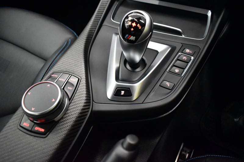 BMW Mシリーズ M2 ｺﾝﾍﾟﾃｨｼｮﾝ MDCT 7速DCT LCI後期  ﾊｰﾏﾝｶｰﾄﾞﾝ 専用410馬力ｴﾝｼﾞﾝ LEDﾍｯﾄﾞﾗｲﾄ&ﾃｰﾙ ﾋｰﾀｰ付黒革 ﾀｯﾁﾊﾟﾈﾙHDDﾅﾋﾞBｶﾒﾗ 19AW 衝突軽減ﾌﾞﾚｰｷ 車線逸脱＆歩行者警告  Mｼｰﾄﾍﾞﾙﾄ 2年保証