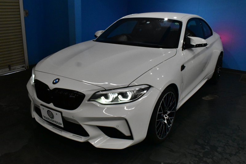 BMW Mシリーズ M2 ｺﾝﾍﾟﾃｨｼｮﾝ MDCT 7速DCT LCI後期  ﾊｰﾏﾝｶｰﾄﾞﾝ 専用410馬力ｴﾝｼﾞﾝ LEDﾍｯﾄﾞﾗｲﾄ&ﾃｰﾙ ﾋｰﾀｰ付黒革 ﾀｯﾁﾊﾟﾈﾙHDDﾅﾋﾞBｶﾒﾗ 19AW 衝突軽減ﾌﾞﾚｰｷ 車線逸脱＆歩行者警告  Mｼｰﾄﾍﾞﾙﾄ 2年保証