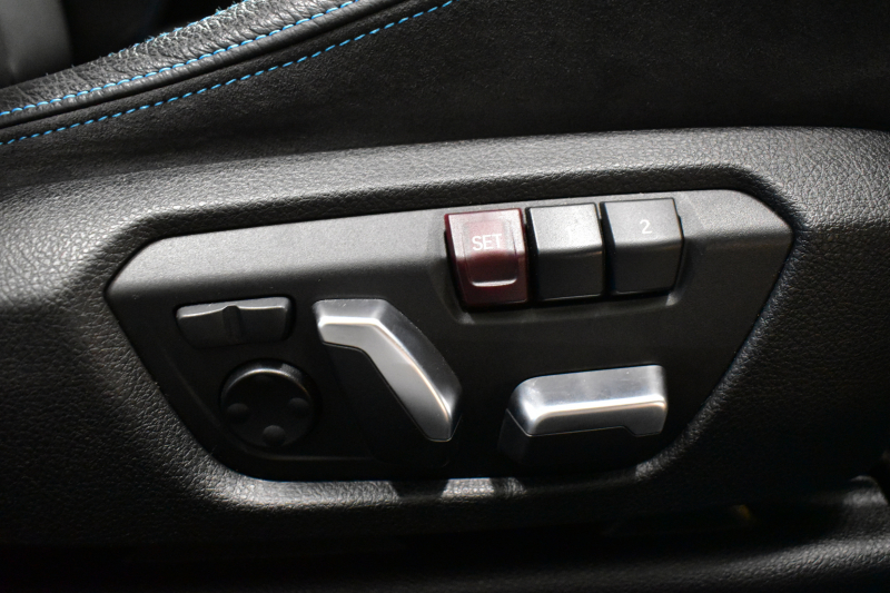 BMW Mシリーズ M2 ｺﾝﾍﾟﾃｨｼｮﾝ MDCT 7速DCT LCI後期  ﾊｰﾏﾝｶｰﾄﾞﾝ 専用410馬力ｴﾝｼﾞﾝ LEDﾍｯﾄﾞﾗｲﾄ&ﾃｰﾙ ﾋｰﾀｰ付黒革 ﾀｯﾁﾊﾟﾈﾙHDDﾅﾋﾞBｶﾒﾗ 19AW 衝突軽減ﾌﾞﾚｰｷ 車線逸脱＆歩行者警告  Mｼｰﾄﾍﾞﾙﾄ 2年保証