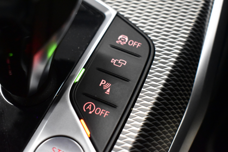 BMW 3シリーズ 320d Xﾄﾞﾗｲﾌﾞ ﾂｰﾘﾝｸﾞ Mｽﾎﾟｰﾂ 4WD ﾋｰﾀｰ付indivudual ｴｸｽﾃﾝﾄﾞﾚｻﾞｰﾒﾘﾉｱｲﾎﾞﾘｰ ﾊﾟﾉﾗﾏｻﾝﾙｰﾌ ｲﾉﾍﾞｰｼｮﾝ&ﾌｧｽﾄﾄﾗｯｸ＆ｻｳﾝﾄﾞ&ｺﾝﾌｫｰﾄP ﾚｰｻﾞｰLED Mｽﾎﾟｰﾂﾌﾞﾚｰｷ 可変Mｻｽ 19AW ﾊｰﾏﾝｶｰﾄﾞﾝ 全周囲ｶﾒﾗ ACC HUD LCW 2年保証