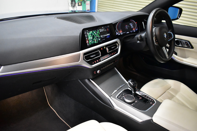 BMW 3シリーズ 320d Xﾄﾞﾗｲﾌﾞ ﾂｰﾘﾝｸﾞ Mｽﾎﾟｰﾂ 4WD ﾋｰﾀｰ付indivudual ｴｸｽﾃﾝﾄﾞﾚｻﾞｰﾒﾘﾉｱｲﾎﾞﾘｰ ﾊﾟﾉﾗﾏｻﾝﾙｰﾌ ｲﾉﾍﾞｰｼｮﾝ&ﾌｧｽﾄﾄﾗｯｸ＆ｻｳﾝﾄﾞ&ｺﾝﾌｫｰﾄP ﾚｰｻﾞｰLED Mｽﾎﾟｰﾂﾌﾞﾚｰｷ 可変Mｻｽ 19AW ﾊｰﾏﾝｶｰﾄﾞﾝ 全周囲ｶﾒﾗ ACC HUD LCW 2年保証