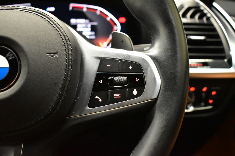 BMW X4 Xﾄﾞﾗｲﾌﾞ30i Mｽﾎﾟｰﾂ 全席ﾋｰﾀｰ付ｺﾆｬｯｸﾚｻﾞｰ ﾊﾟﾉﾗﾏｻﾝﾙｰﾌ BMWﾗｲﾌﾞｺｯｸﾋﾟｯﾄ ﾀｯﾁﾊﾟﾈﾙﾅﾋﾞApple Car Play 360度ｶﾒﾗ3DﾋﾞｭｰTV ﾜｲﾔﾚｽ充電 LEDﾍｯﾄﾞﾗｲﾄ&ﾃｰﾙ ACC HUD LCW 電動Rｹﾞｰﾄ 19AW ｳｯﾄﾞｲﾝﾃﾘｱﾄﾘﾑ  2年保証