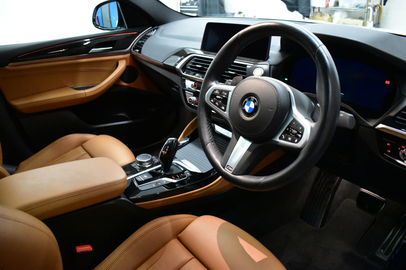 BMW X4 Xﾄﾞﾗｲﾌﾞ30i Mｽﾎﾟｰﾂ 全席ﾋｰﾀｰ付ｺﾆｬｯｸﾚｻﾞｰ ﾊﾟﾉﾗﾏｻﾝﾙｰﾌ BMWﾗｲﾌﾞｺｯｸﾋﾟｯﾄ ﾀｯﾁﾊﾟﾈﾙﾅﾋﾞApple Car Play 360度ｶﾒﾗ3DﾋﾞｭｰTV ﾜｲﾔﾚｽ充電 LEDﾍｯﾄﾞﾗｲﾄ&ﾃｰﾙ ACC HUD LCW 電動Rｹﾞｰﾄ 19AW ｳｯﾄﾞｲﾝﾃﾘｱﾄﾘﾑ  2年保証