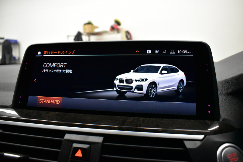 BMW X4 Xﾄﾞﾗｲﾌﾞ30i Mｽﾎﾟｰﾂ 全席ﾋｰﾀｰ付ｺﾆｬｯｸﾚｻﾞｰ ﾊﾟﾉﾗﾏｻﾝﾙｰﾌ BMWﾗｲﾌﾞｺｯｸﾋﾟｯﾄ ﾀｯﾁﾊﾟﾈﾙﾅﾋﾞApple Car Play 360度ｶﾒﾗ3DﾋﾞｭｰTV ﾜｲﾔﾚｽ充電 LEDﾍｯﾄﾞﾗｲﾄ&ﾃｰﾙ ACC HUD LCW 電動Rｹﾞｰﾄ 19AW ｳｯﾄﾞｲﾝﾃﾘｱﾄﾘﾑ  2年保証